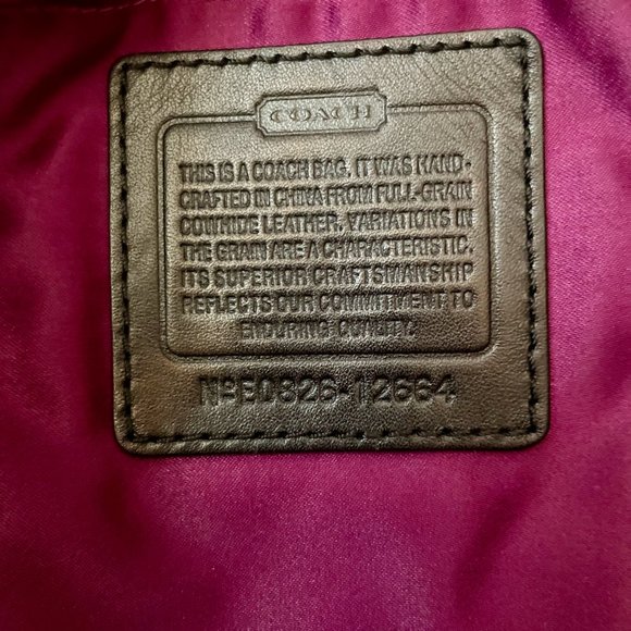 Coach black leather shoulder bag with perfect purple lining - Picture 2 of 8